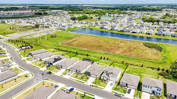 $2,500 | 10210 Daybreak Glen, Parrish, FL 34219