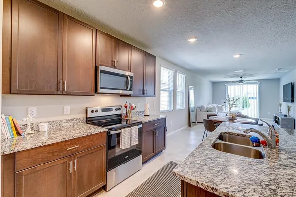 $2,500 | 10210 Daybreak Glen, Parrish, FL 34219