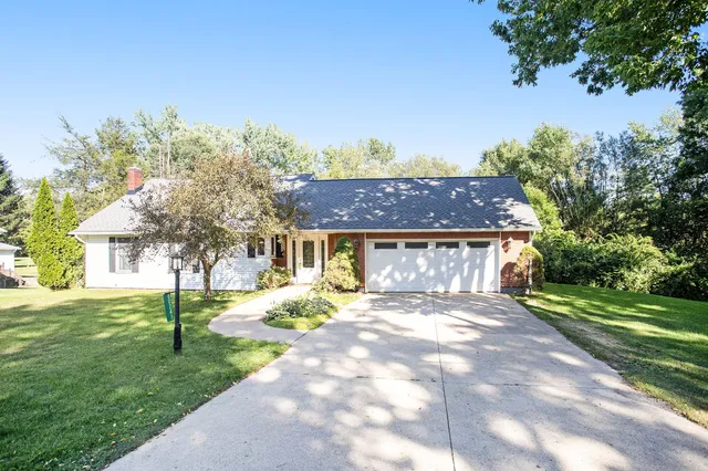 $285,000 | 60241 Constantine Road, Three Rivers, MI 49093