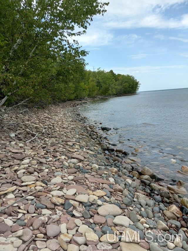 Tbd Tbd Granite Point Road Marquette, MI 49855 - Photo 38 of 41