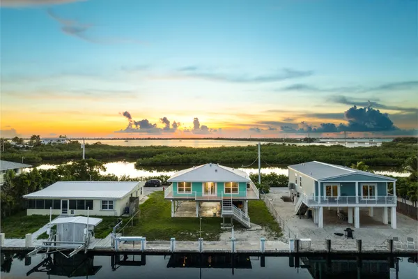 $1,100,000 | 173 West Cahill Court, Big Pine Key, FL 33043