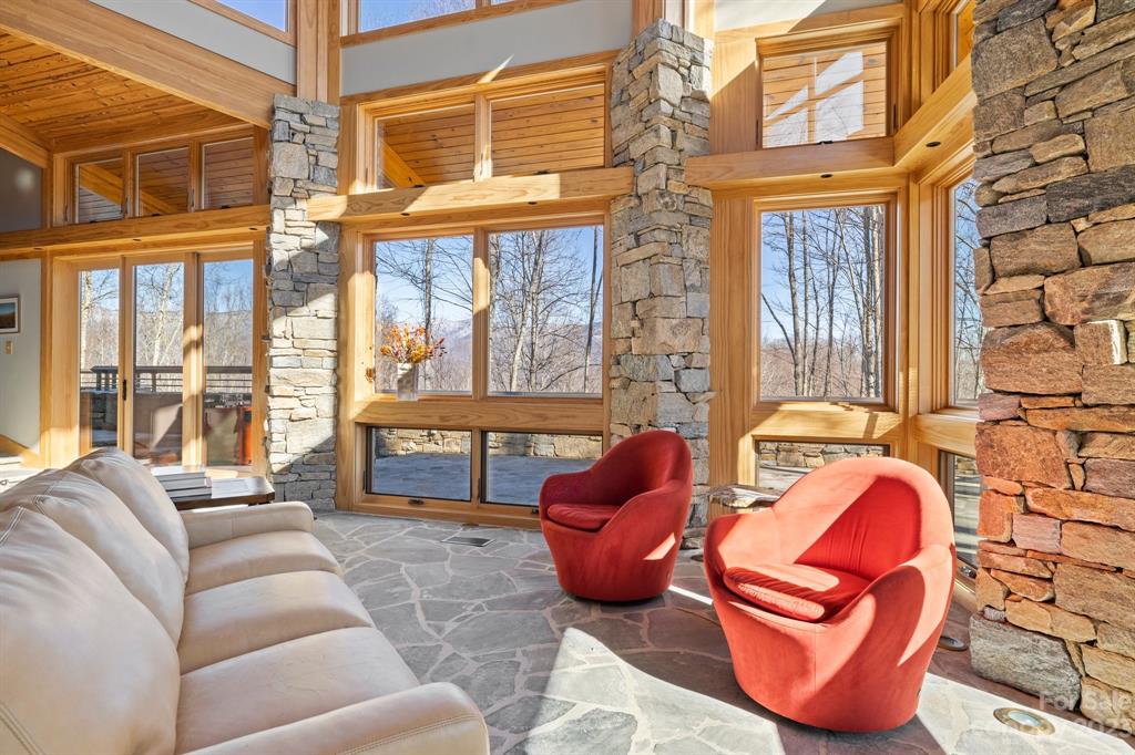 224 High Line Road, Unit 33 Sylva, NC 28779 - Photo 10 of 46