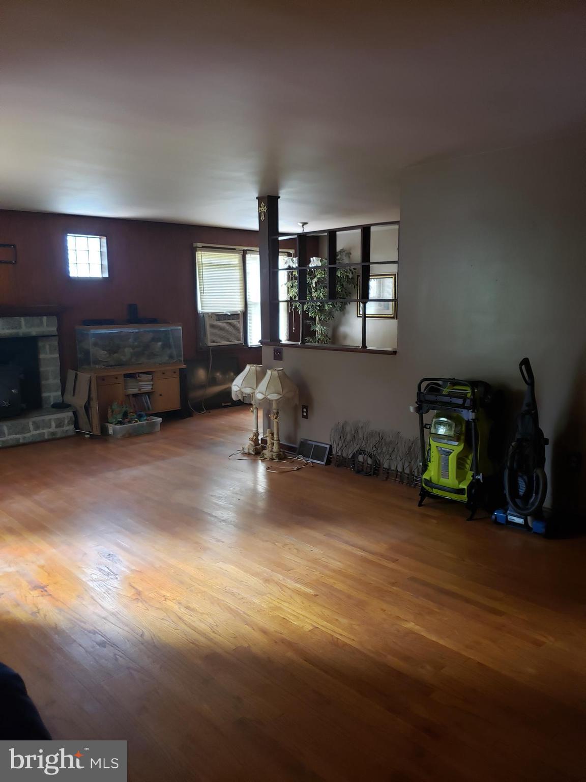 11232 Philadelphia Road White Marsh, MD 21162 - Photo 14 of 18 Family room