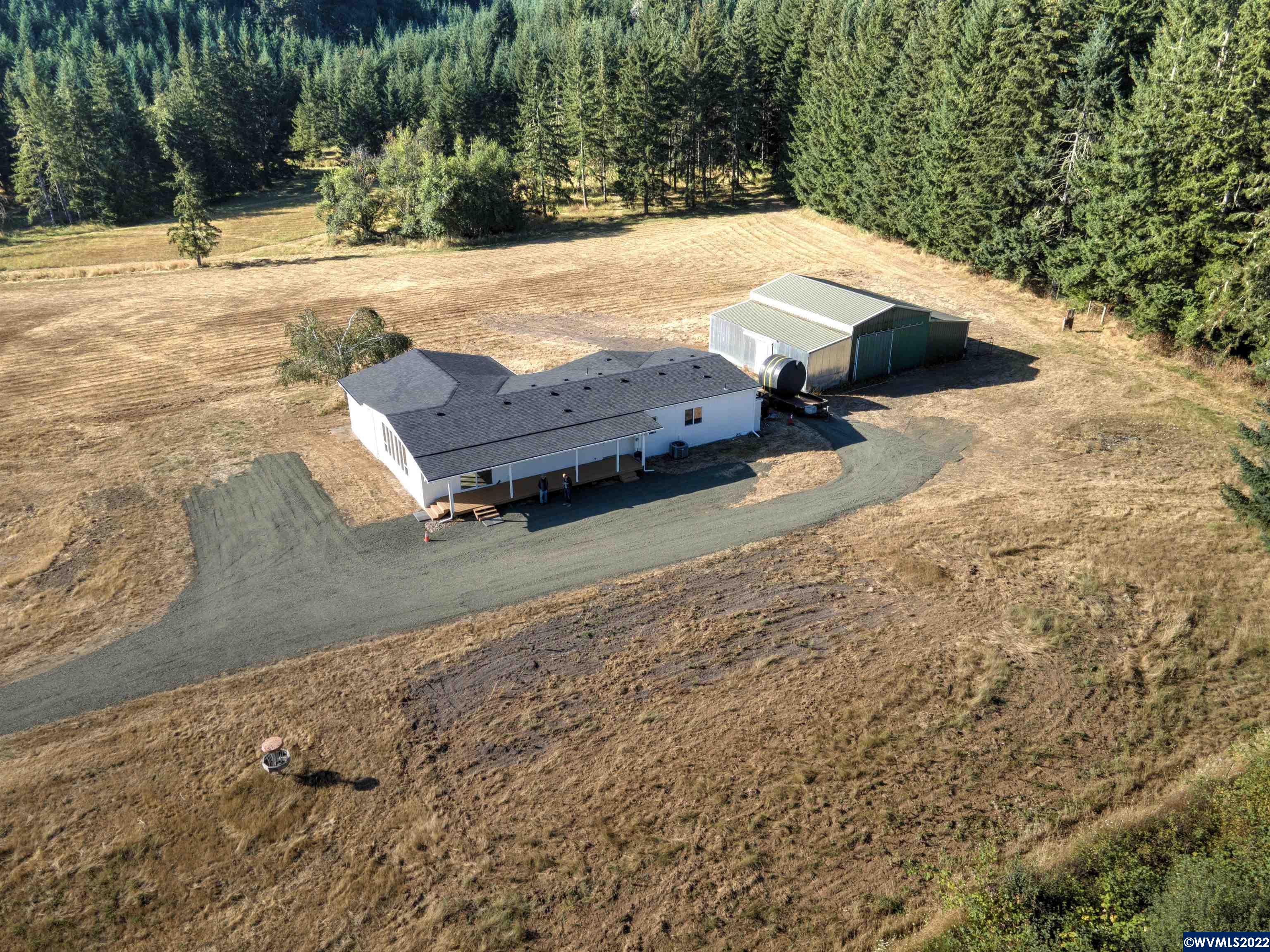 20660 Stone Road Sheridan, OR 97378 - Photo 4 of 39