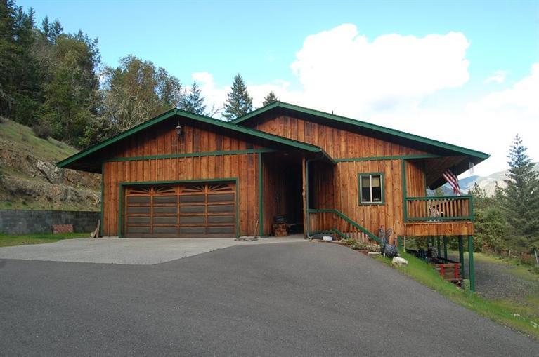 296 Long Acres Road Grants Pass, OR 97527 - Photo 2 of 31 Additional Photo