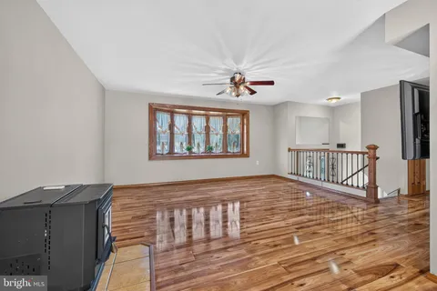 $450,000 | 115 Brantwood Drive, Elkton, MD 21921