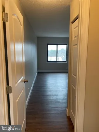 $2,300 | 205 Yoakum Parkway, Unit 804, Alexandria, VA 22304