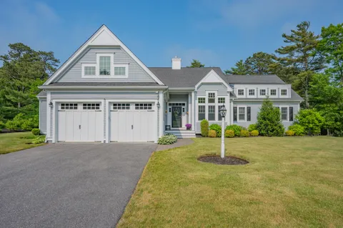 $1,525,000 | 22 Camden Lane, Mashpee, MA 02649