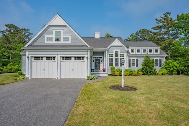 $1,525,000 | 22 Camden Lane, Mashpee, MA 02649
