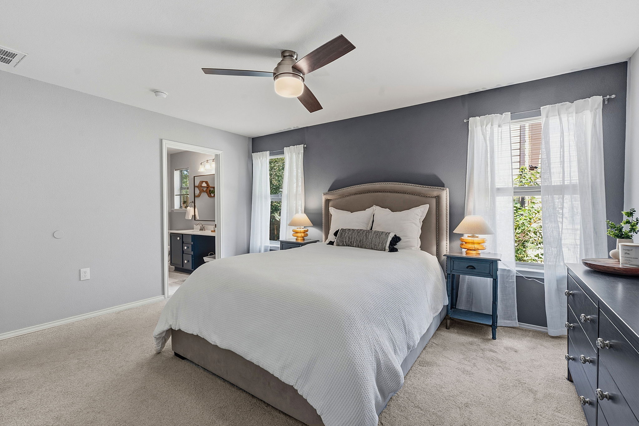 5407 Viewpoint Drive Austin, TX 78744 - Photo 16 of 28