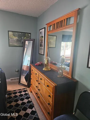 $1,600 | 59 Winners Circle, Saratoga Springs, NY 12866