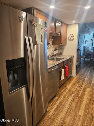 $1,600 | 59 Winners Circle, Saratoga Springs, NY 12866