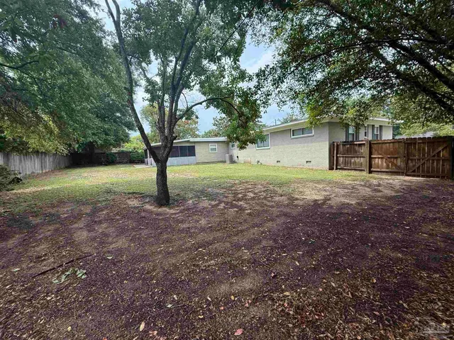 $299,900 | 2005 Peyton Drive, Pensacola, FL 32503