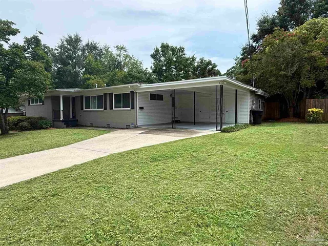 $299,900 | 2005 Peyton Drive, Pensacola, FL 32503