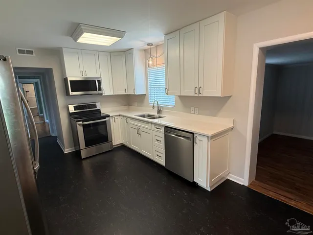 $299,900 | 2005 Peyton Drive, Pensacola, FL 32503