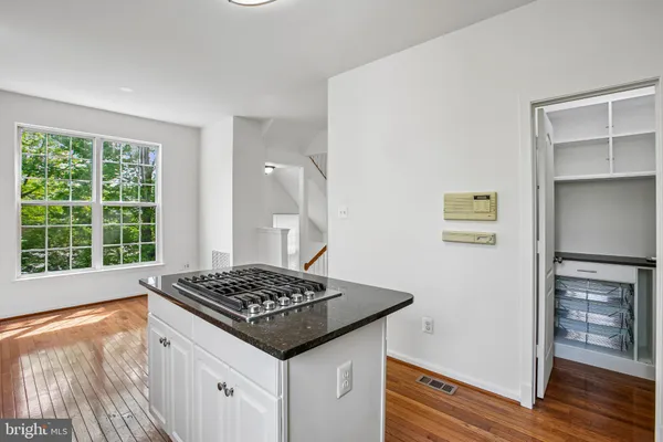 $749,900 | 13080 Park Crescent Circle, Herndon, VA 20171