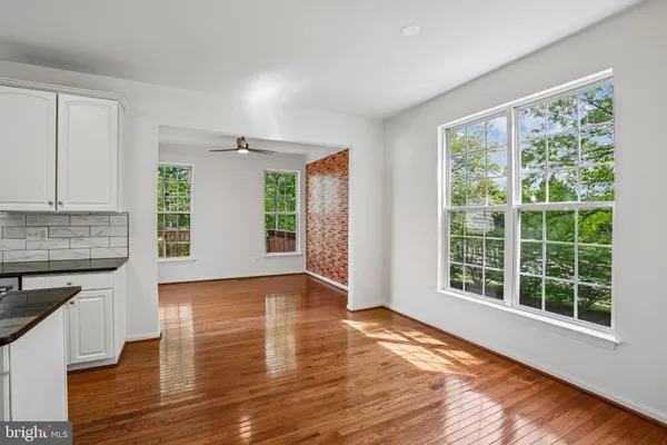 $749,900 | 13080 Park Crescent Circle, Herndon, VA 20171