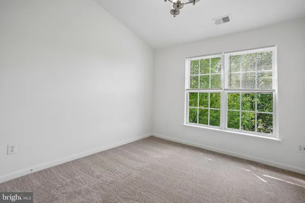 $749,900 | 13080 Park Crescent Circle, Herndon, VA 20171