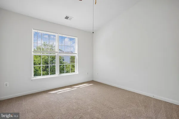 $749,900 | 13080 Park Crescent Circle, Herndon, VA 20171