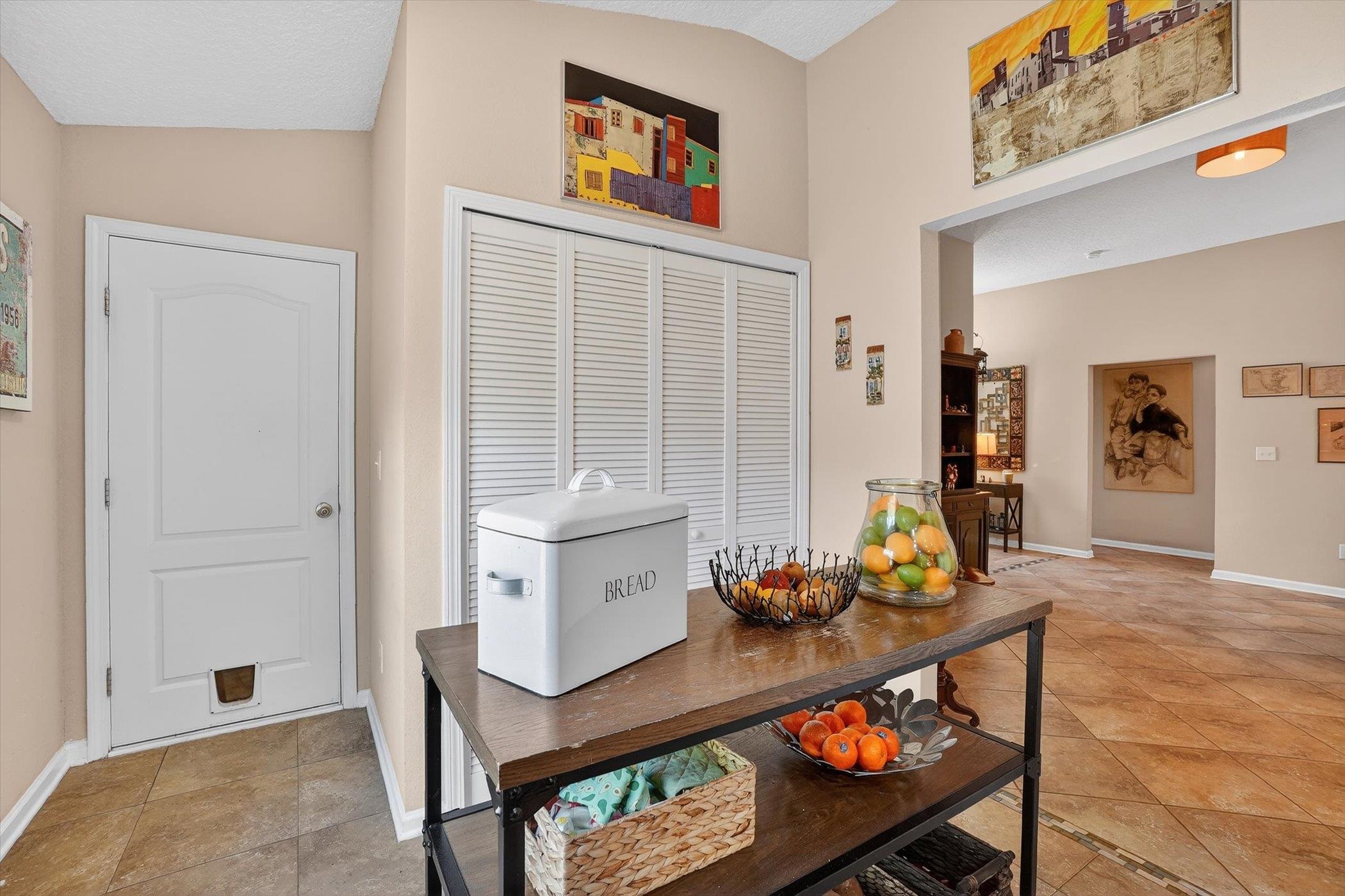 137 Fallen Timber Way St. Augustine, FL 32084 - Photo 19 of 45 Dining room with baseboards