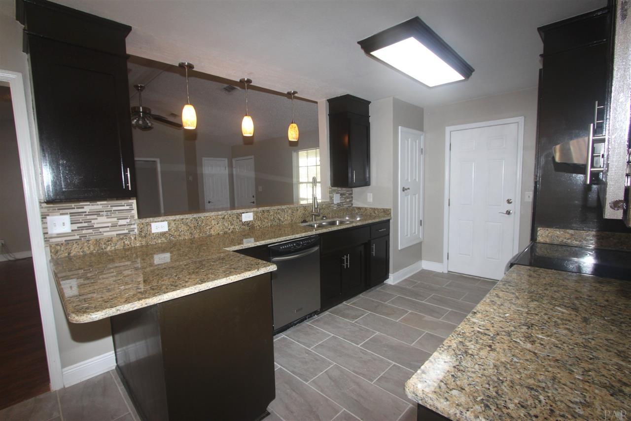 2311 Ryale Road Cantonment, FL 32533 - Photo 11 of 39 Gallery Image 11