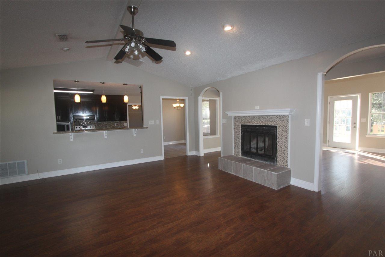 2311 Ryale Road Cantonment, FL 32533 - Photo 5 of 39 Gallery Image 5