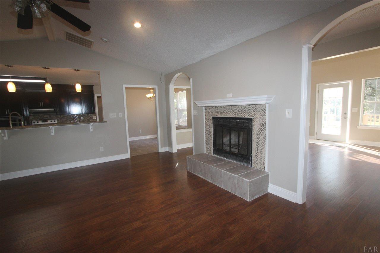 2311 Ryale Road Cantonment, FL 32533 - Photo 6 of 39 Gallery Image 6