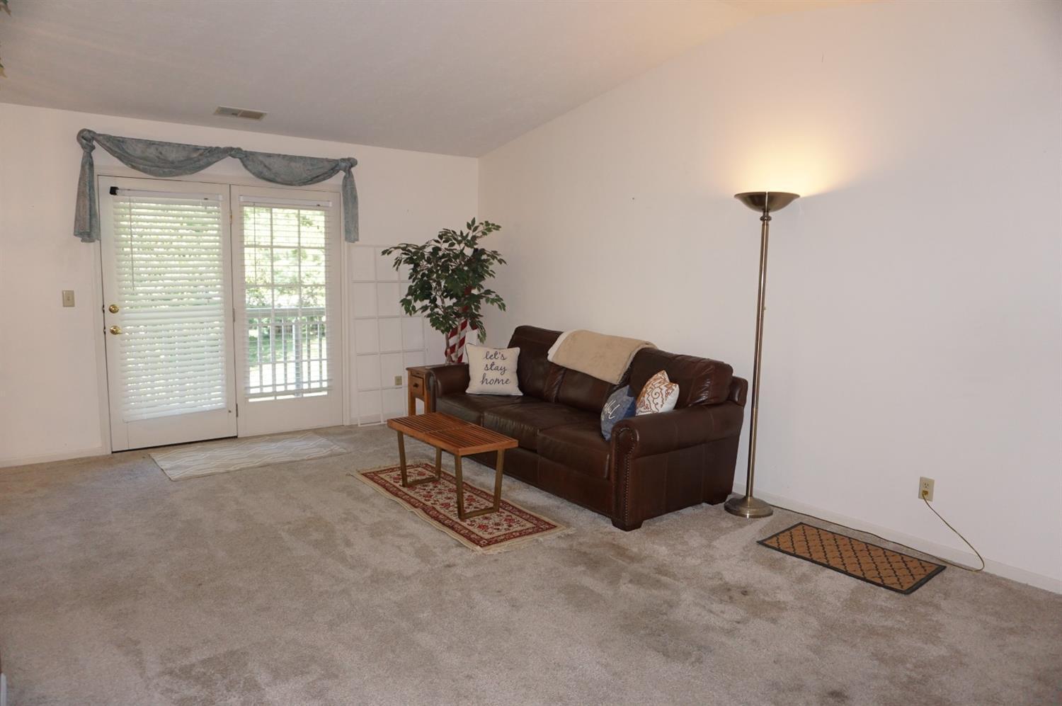 3721 Galbraith Road, Unit 3 Cincinnati, OH 45247 - Photo 3 of 17 Gallery Image 3