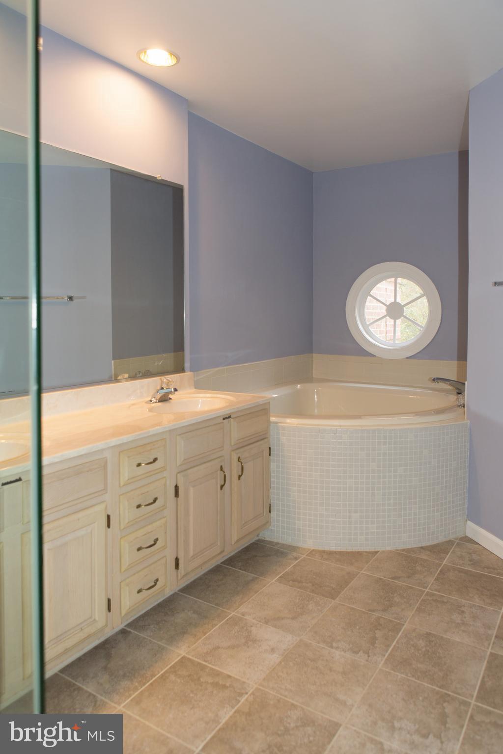 7828 Oracle Place Potomac, MD 20854 - Photo 20 of 34