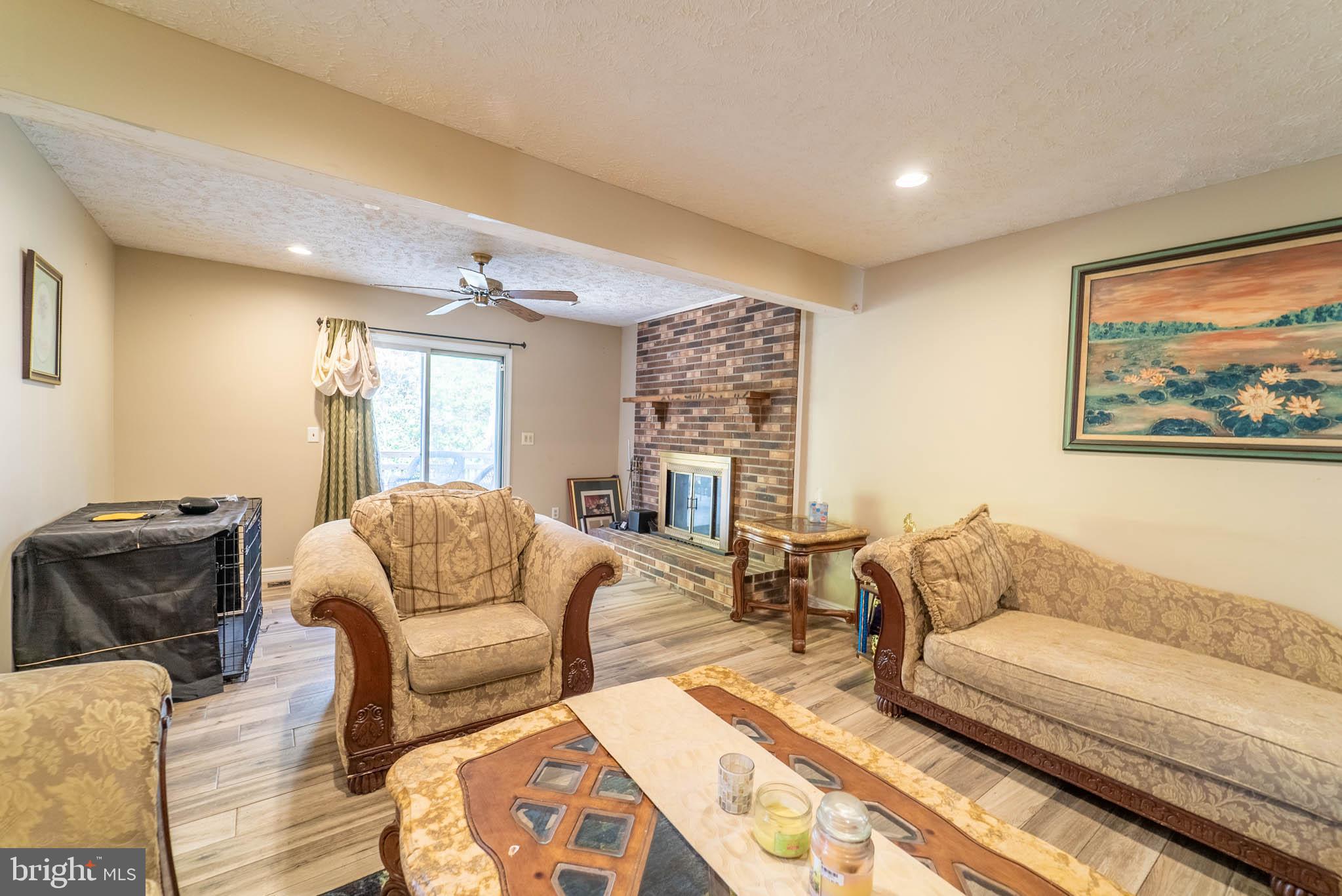 7534 Knoll Acres Road Hanover, MD 21076 - Photo 6 of 12 Gallery Image 6