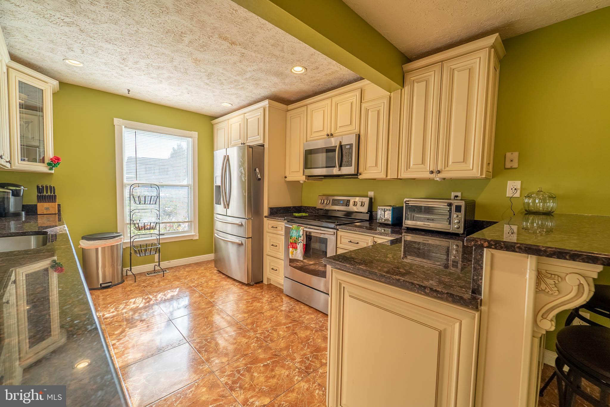 7534 Knoll Acres Road Hanover, MD 21076 - Photo 7 of 12 Gallery Image 7