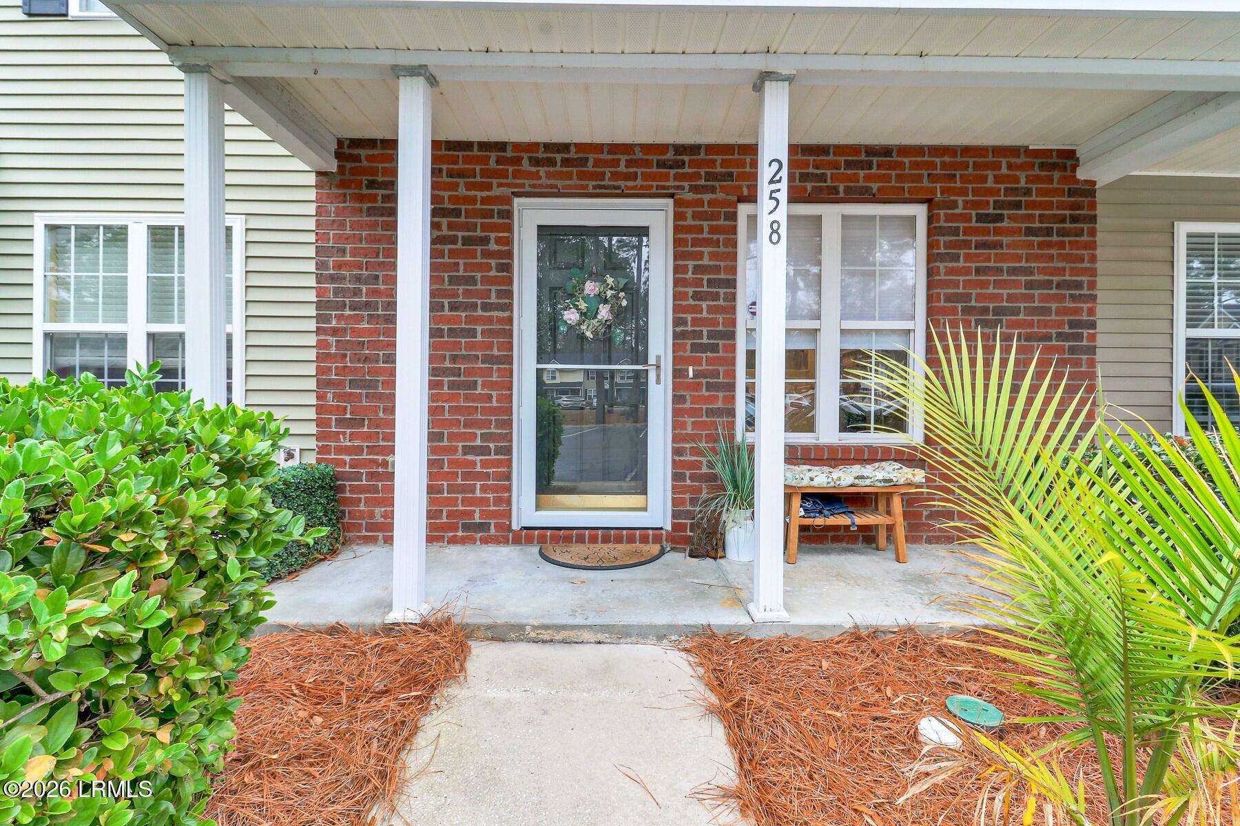 258 North Circle Bluffton, SC 29910 - Photo 2 of 28 Untitled design-4