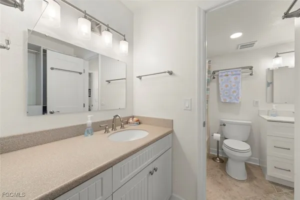 $450,000 | 1250 Tennis Pl Court, Unit B24, Sanibel, FL 33957