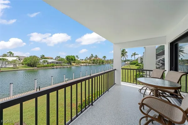 $450,000 | 1250 Tennis Pl Court, Unit B24, Sanibel, FL 33957