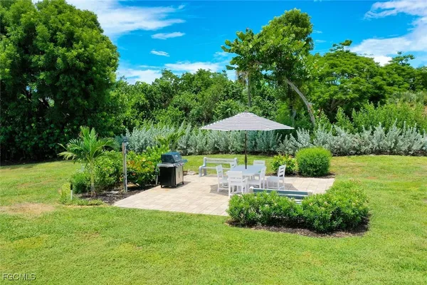 $450,000 | 1250 Tennis Pl Court, Unit B24, Sanibel, FL 33957