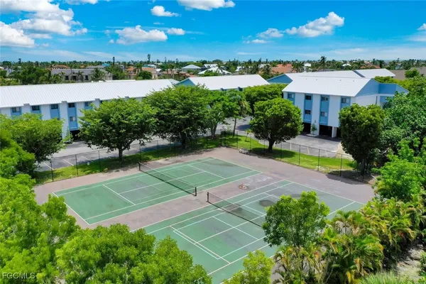 $450,000 | 1250 Tennis Pl Court, Unit B24, Sanibel, FL 33957