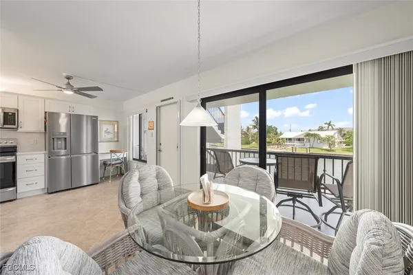 $450,000 | 1250 Tennis Pl Court, Unit B24, Sanibel, FL 33957