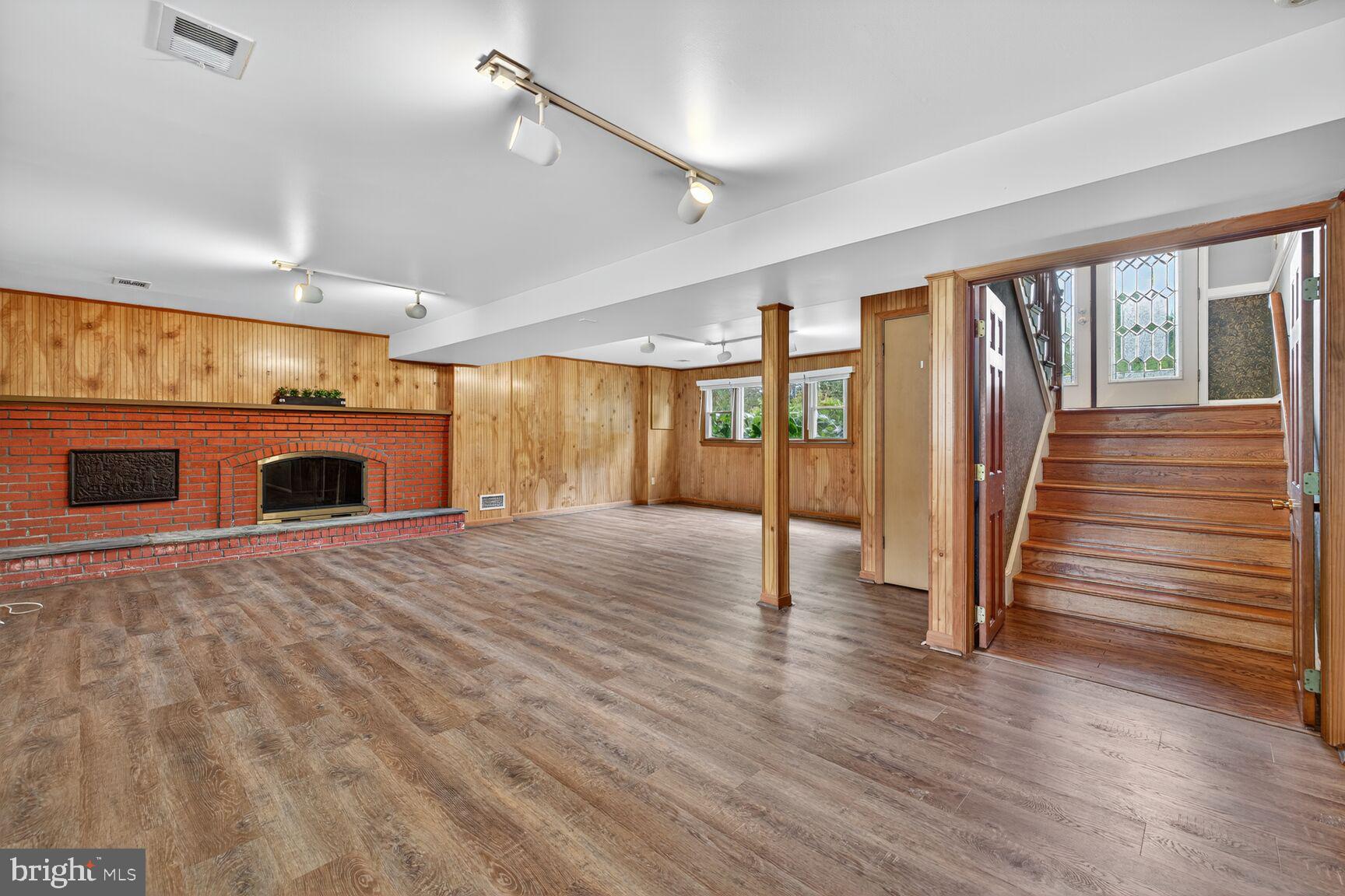 12512 West Old Baltimore Road Boyds, MD 20841 - Photo 17 of 32 Expansive family room