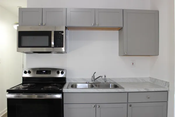 $90,000 | 824 Golden Street, Unit A & B, Tallahassee, FL 32304