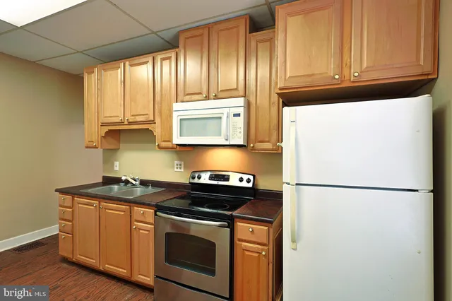 $1,130 | 113 Grand Avenue, Cumberland, MD 21502