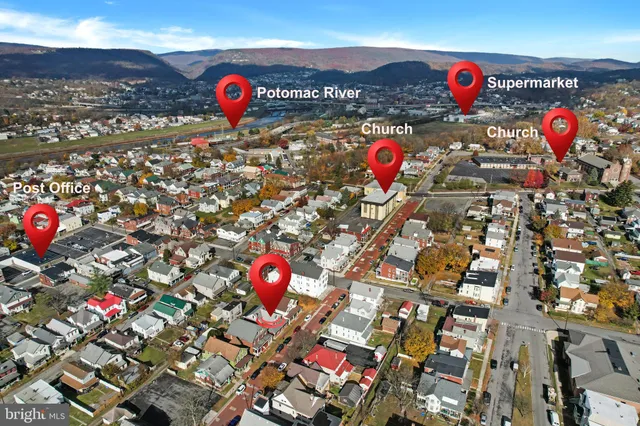 $1,130 | 113 Grand Avenue, Cumberland, MD 21502