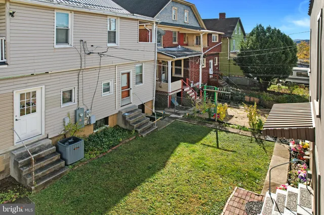 $1,130 | 113 Grand Avenue, Cumberland, MD 21502