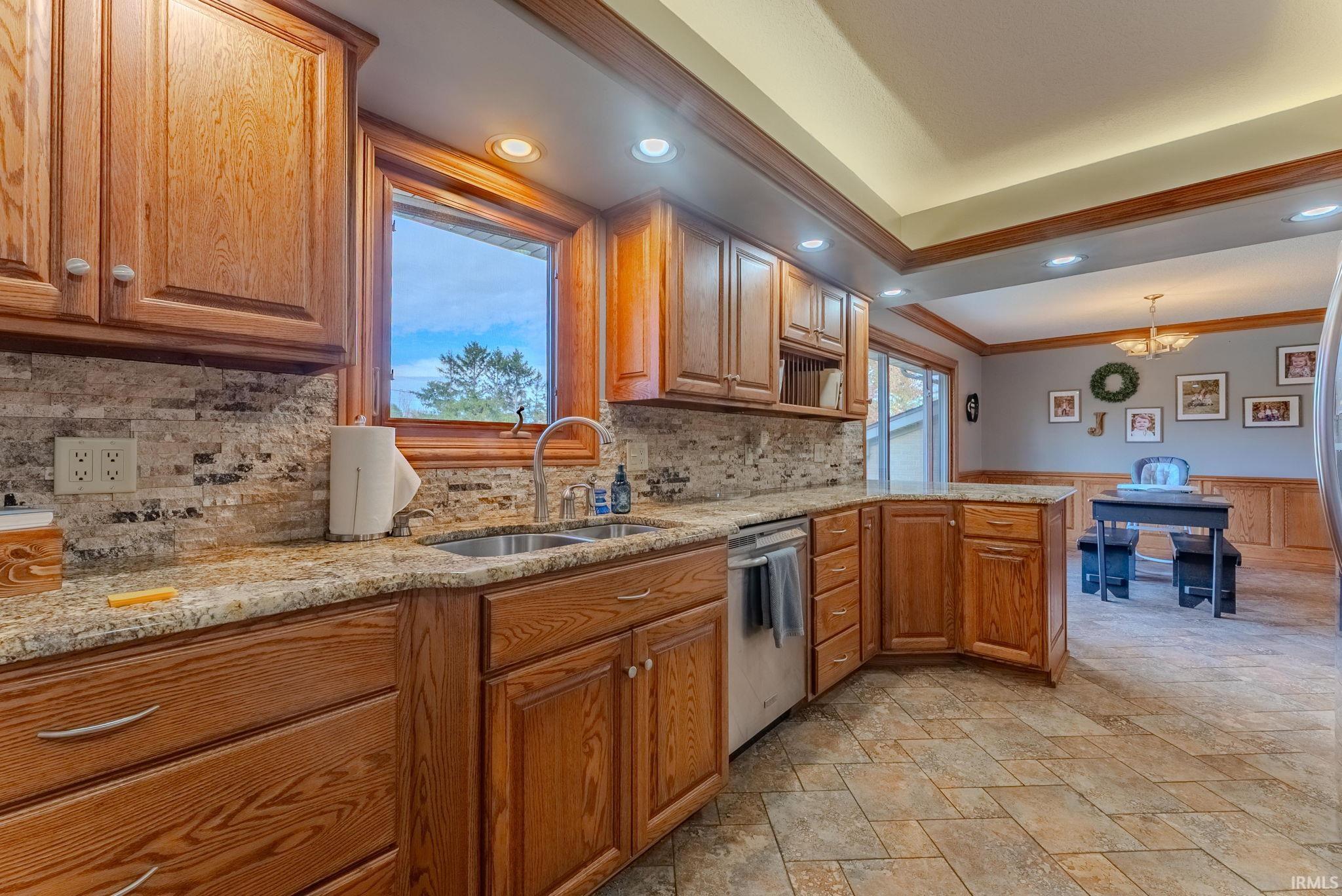 1321 Helms Drive Wabash, IN 46992 - Photo 11 of 36