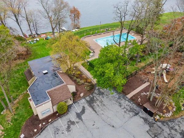 $499,000 | 24 Leisure Way, Mohegan Lake, NY 10547