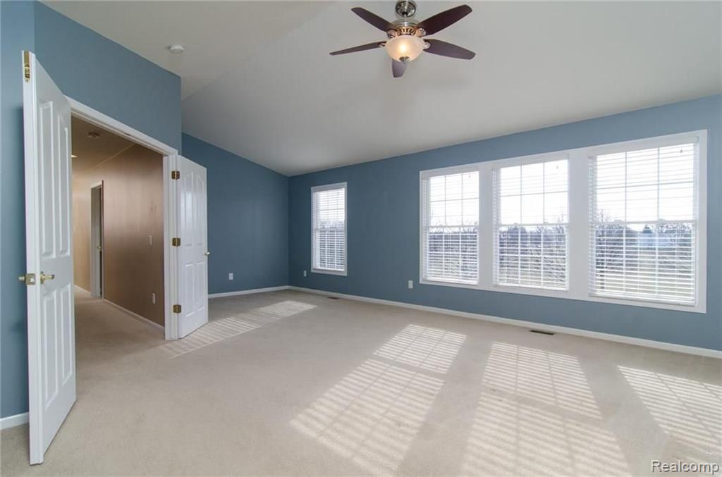 620 Bliss Drive Rochester Hills, MI 48307 - Photo 20 of 38