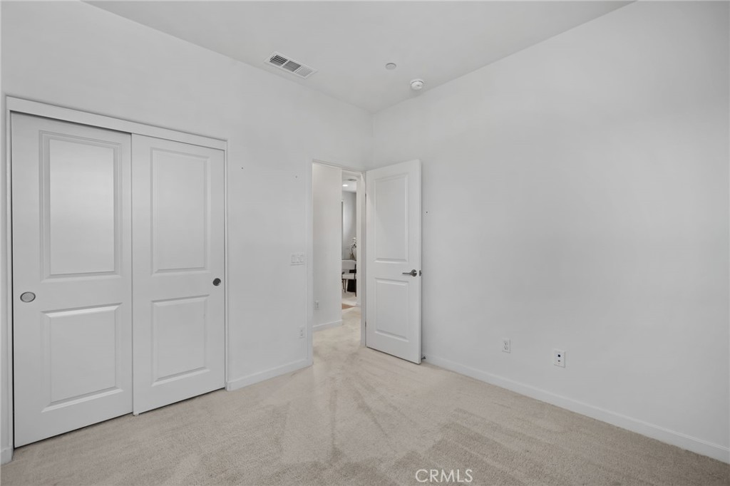 9463 Retreat Place Rancho Cucamonga, CA 91730 - Photo 21 of 37 a view of an empty room