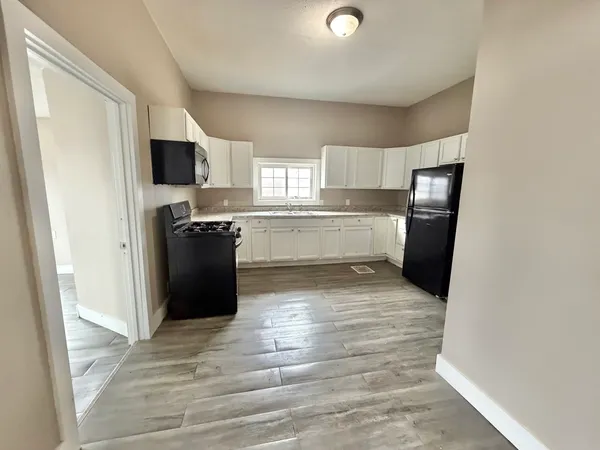 $105,000 | 1501 West 6th Street, Davenport, IA 52802