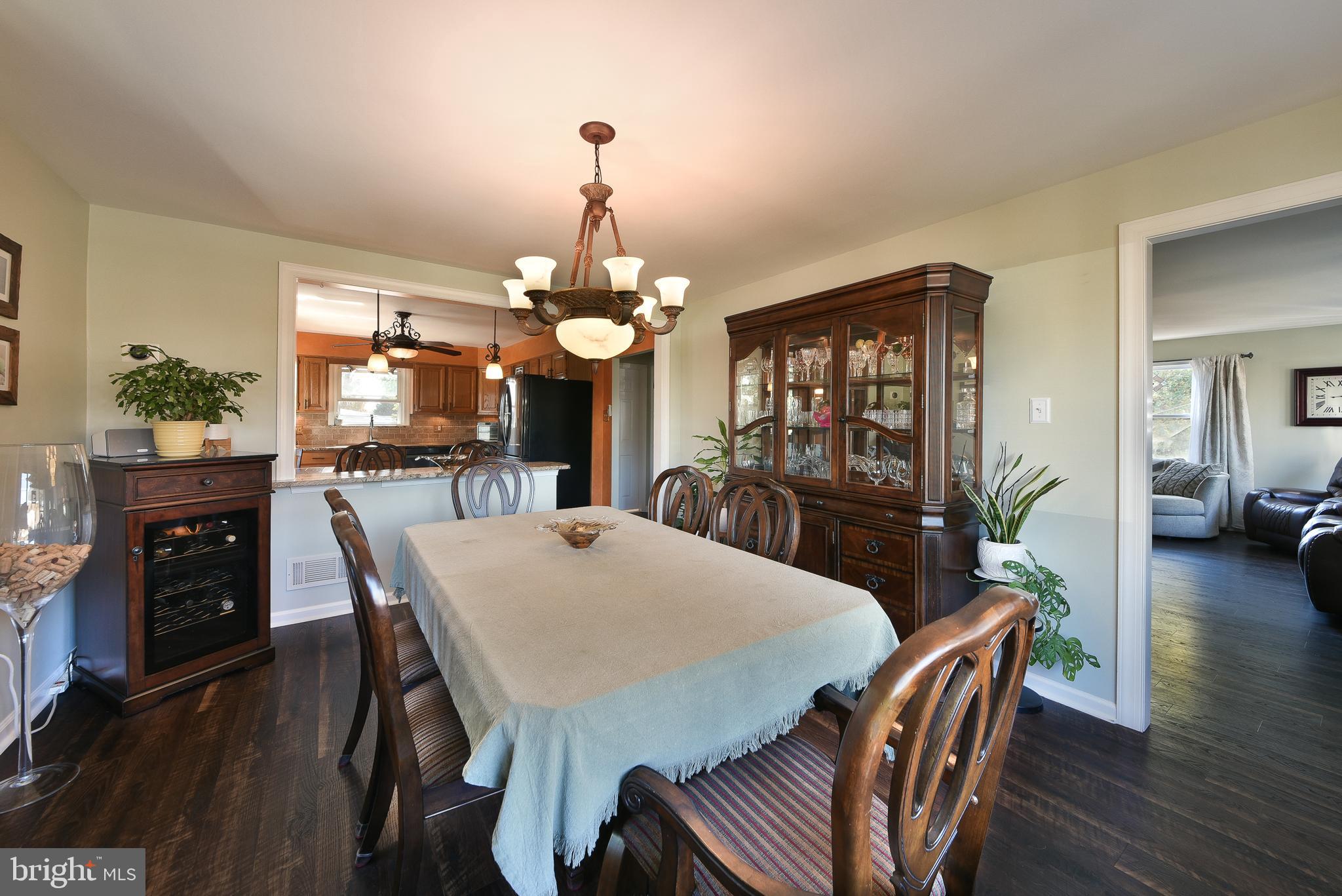 314 Ogden Place Springfield, PA 19064 - Photo 11 of 48 Formal Dining