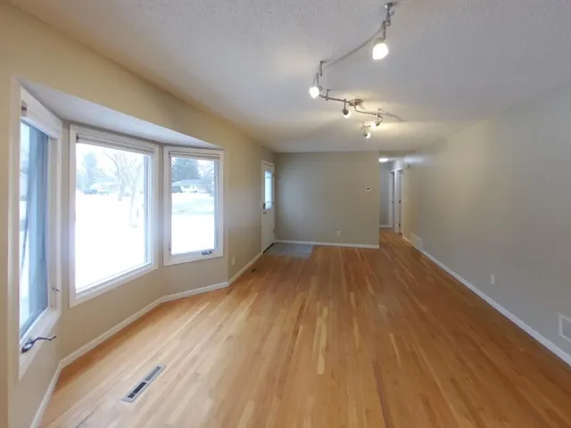 $2,399 | 6680 168th Street West, Rosemount, MN 55068