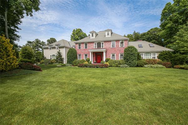 3 Gussett Road Wenham, MA 01984 - Photo 5 of 30 a front view of a house with a yard
